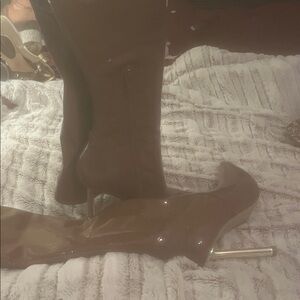 Steve Madden Glossy Brown Heeled Boots